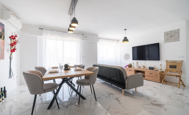 Apartment - Herverkoop - Orihuela Costa - Punta Prima