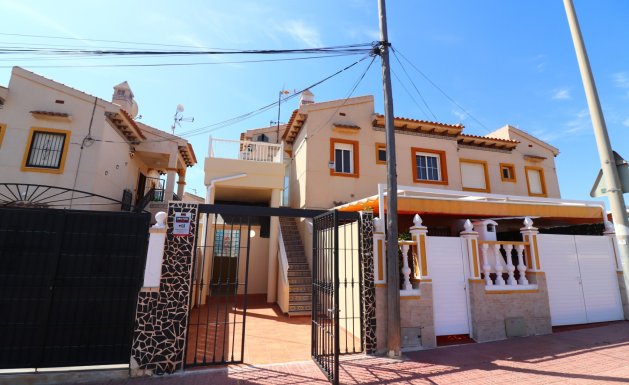 Apartment - Herverkoop - Orihuela Costa - Punta Prima