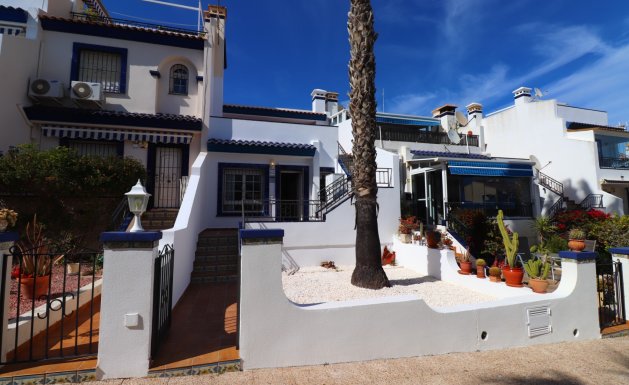 Chalet - Resale - Orihuela Costa - Villamartin