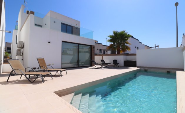 Detached House / Villa - Resale - Benijofar - Benijofar - Village