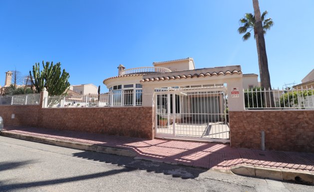 Detached House / Villa - Resale - Ciudad Quesada - Atalayas