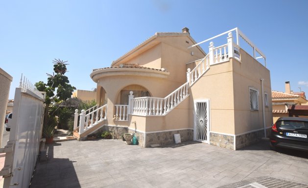 Detached House / Villa - Resale - Ciudad Quesada - RP2-56244