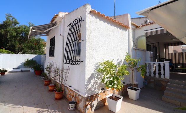 Detached House / Villa - Resale - Orihuela Costa - La Florida
