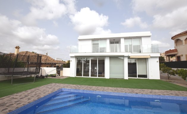 Detached House / Villa - Resale - San Fulgencio - La Marina