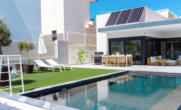 Detached House / Villa - Resale - San Miguel de Salinas - San Miguel de Salinas