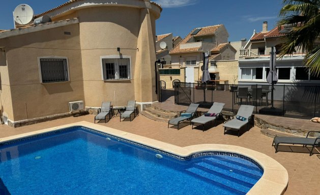 Detached House / Villa - Reventa - Ciudad Quesada - Atalaya (Quesada)