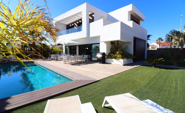 Detached House / Villa - Reventa - Ciudad Quesada - Ciudad Quesada - Town