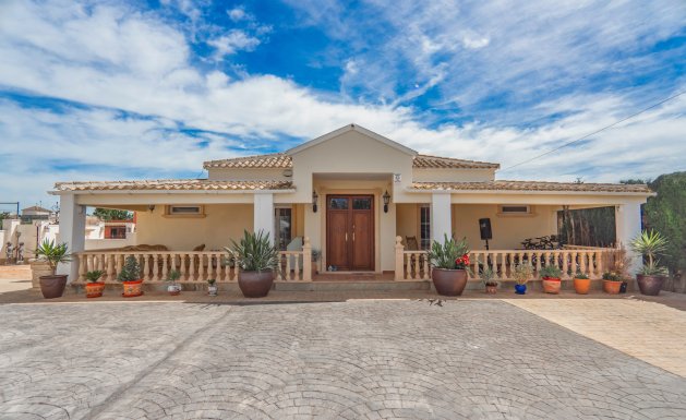 Detached villa - Herverkoop - Almoradí - Heredades