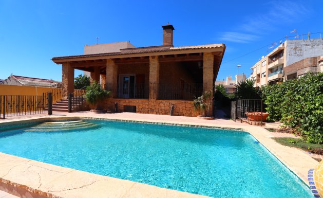Detached villa - Herverkoop - Ciudad Quesada - Los Palacios
