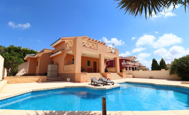 Detached villa - Resale - Ciudad Quesada - La Fiesta