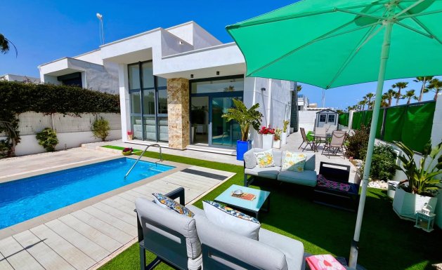 Detached villa - Resale - Ciudad Quesada - Pueblo Bravo