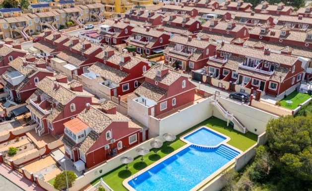 Detached villa - Resale - Orihuela Costa - Villamartín