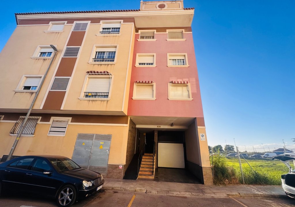 Herverkoop - Apartment - Almoradí