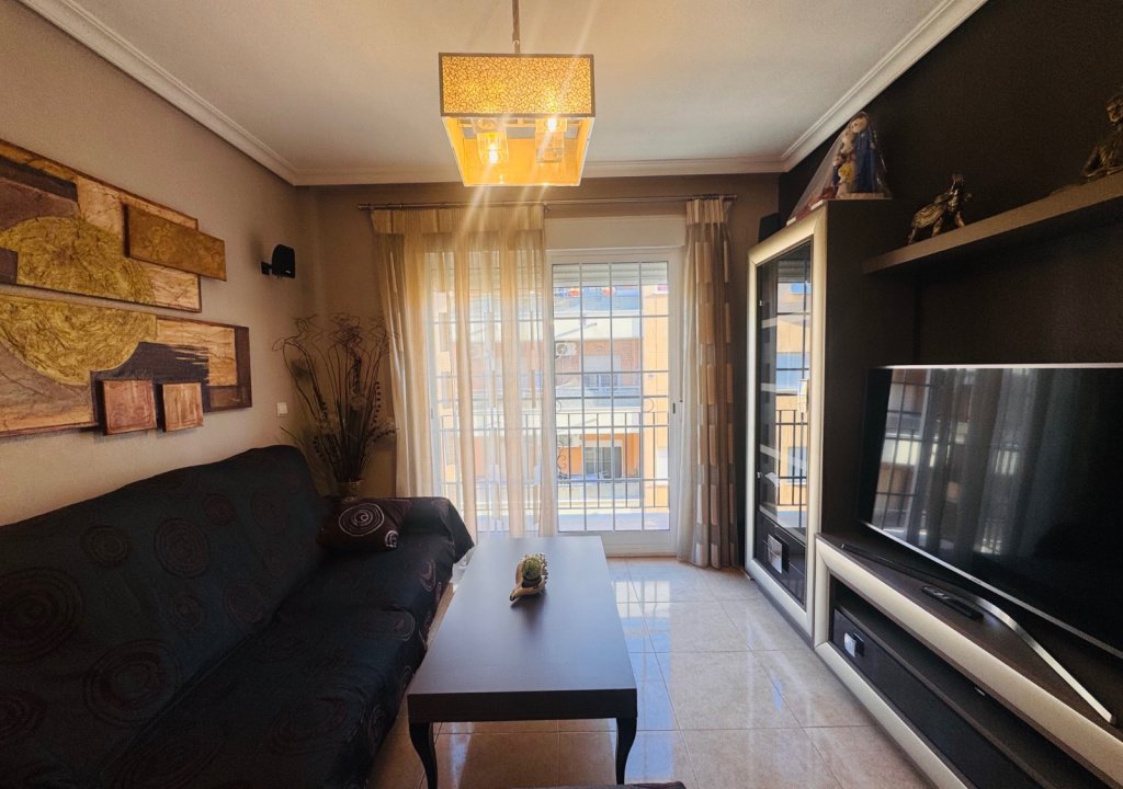 Herverkoop - Apartment - Almoradí