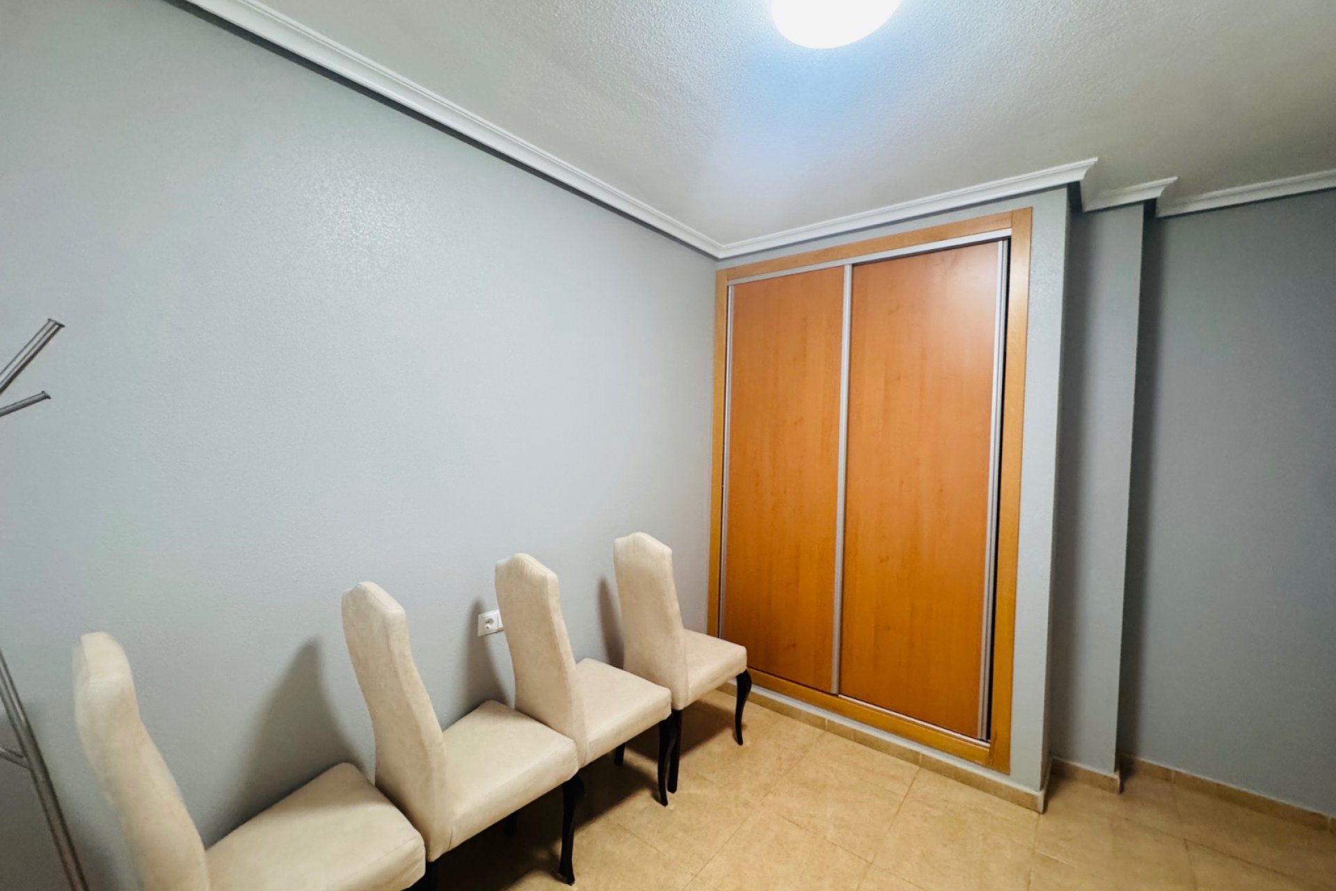 Herverkoop - Apartment - Almoradí