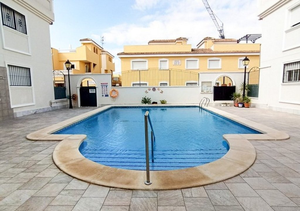 Herverkoop - Apartment - Formentera del Segura