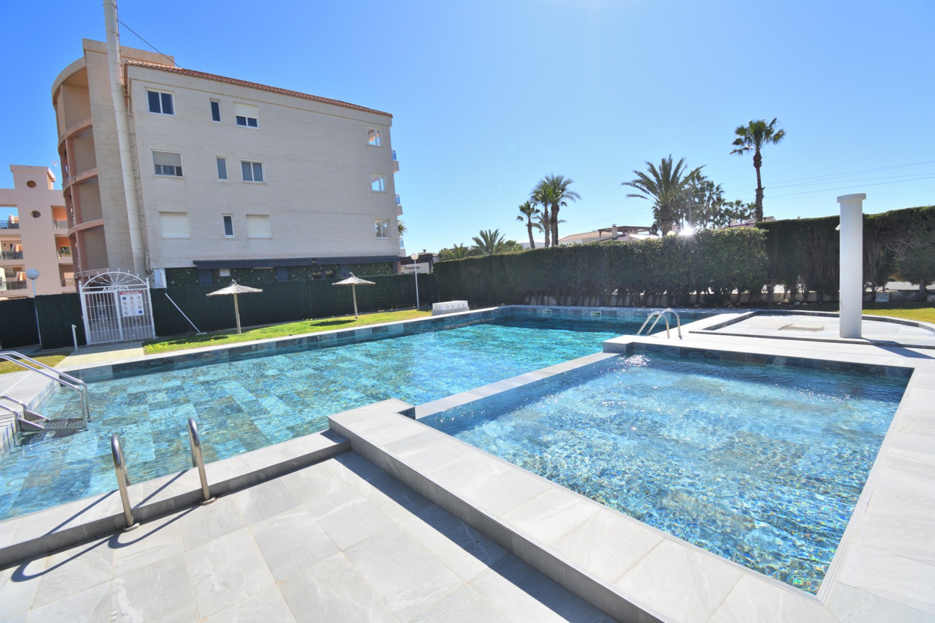 Herverkoop - Apartment - Orihuela Costa - Playa Flamenca