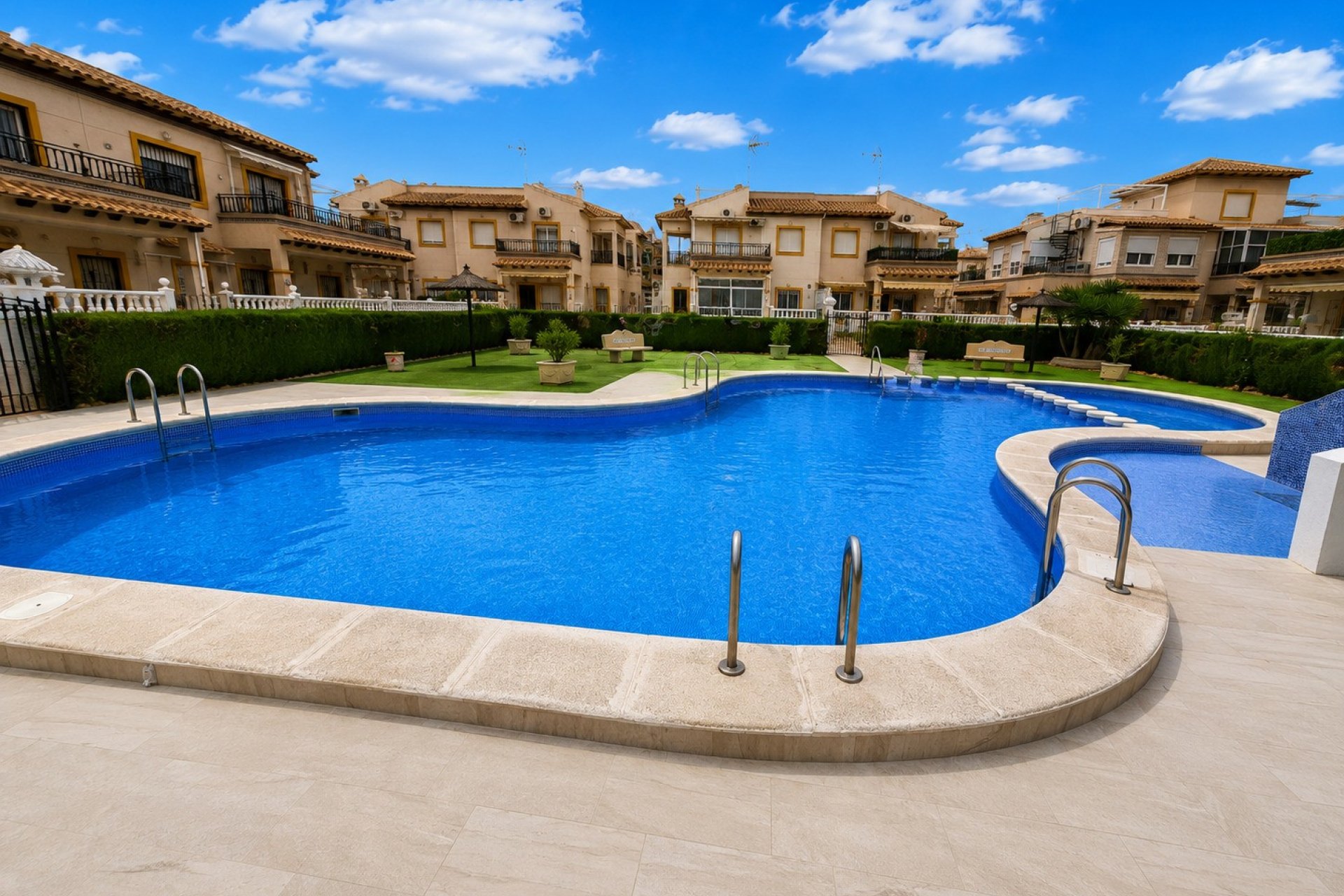 Herverkoop - Apartment - Orihuela Costa - Punta Prima