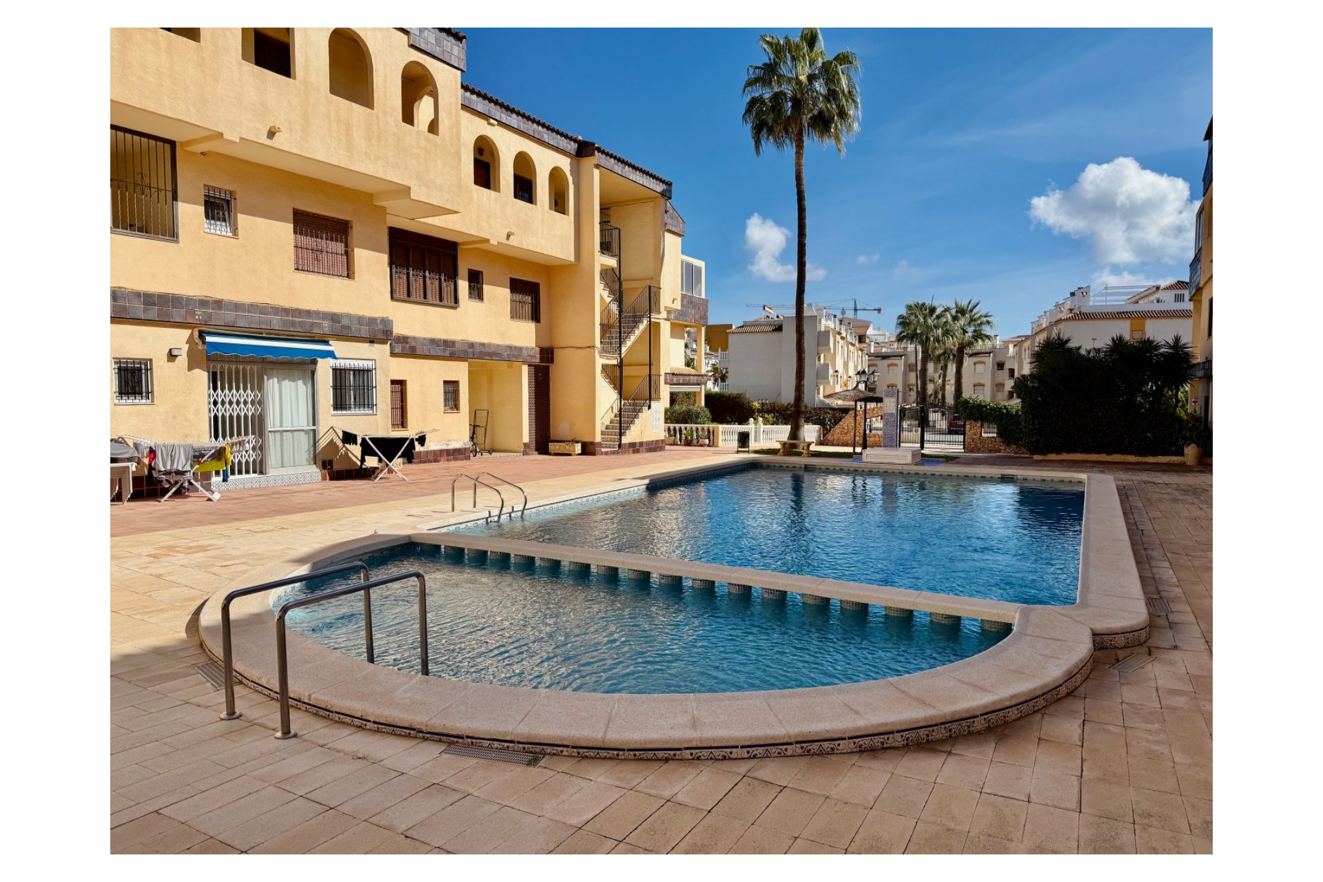Herverkoop - Apartment - Orihuela Costa - Punta Prima
