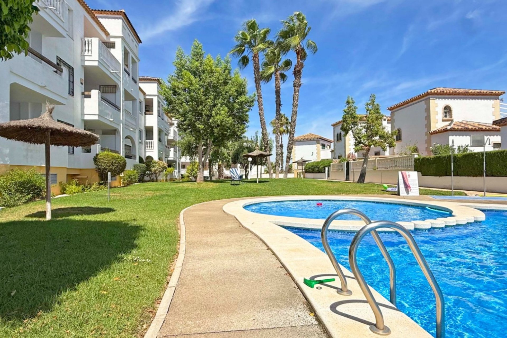 Herverkoop - Apartment - Orihuela Costa - Villamartín