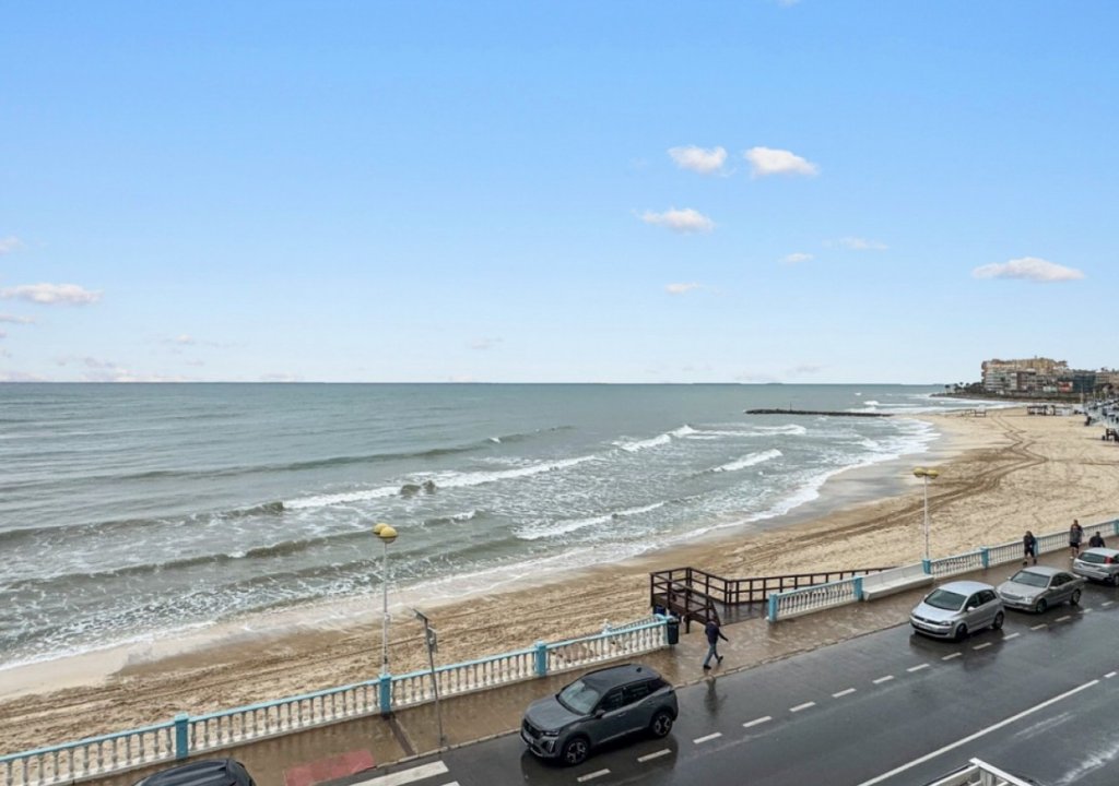 Herverkoop - Apartment - Torrevieja - Playa de los Locos