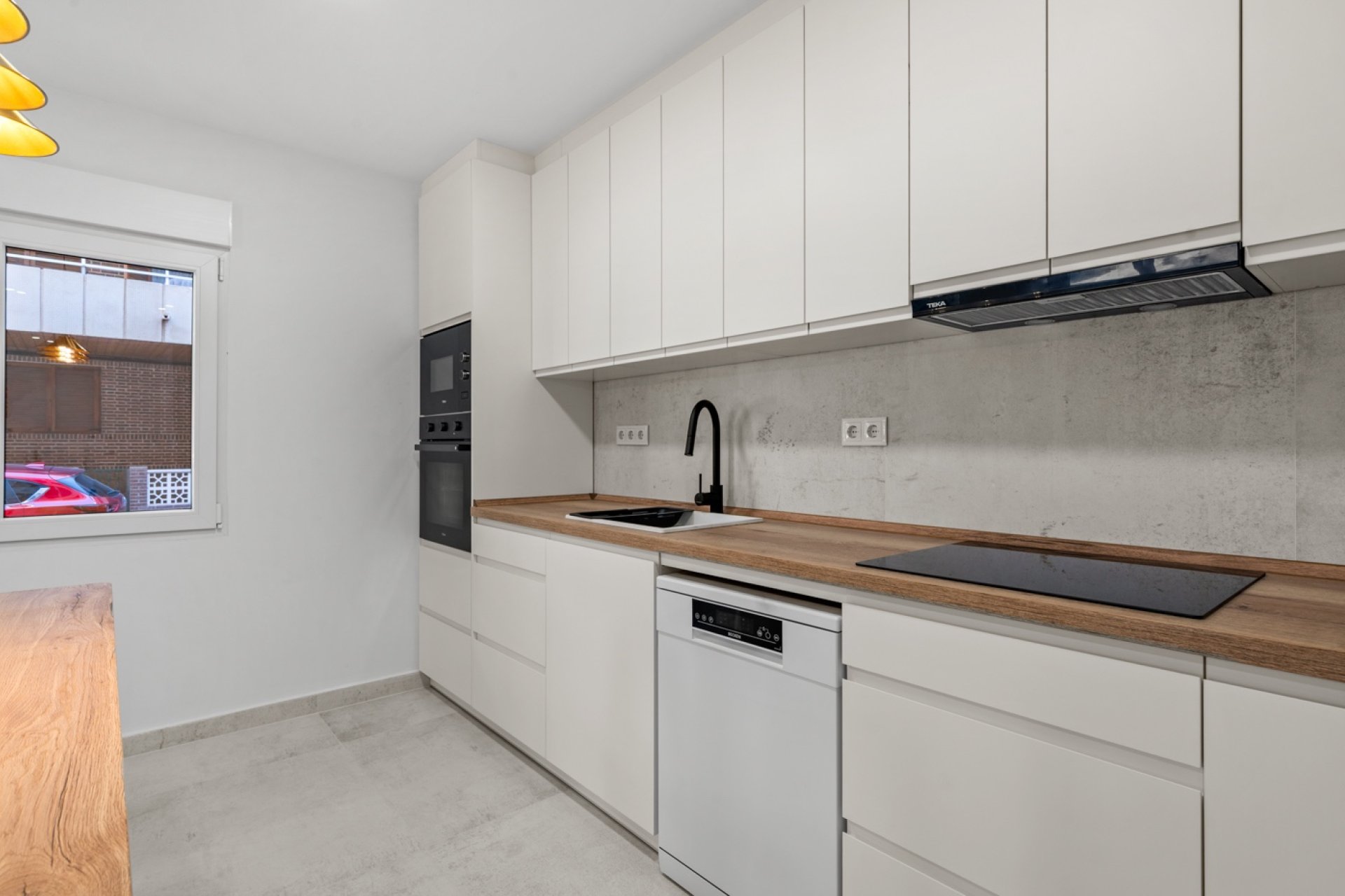 Herverkoop - Apartment - Torrevieja - Playa del Acequión