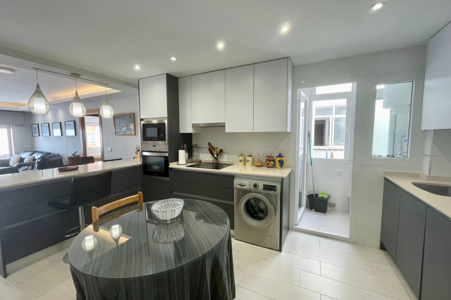 Herverkoop - Apartment - Torrevieja - Playa del Cura