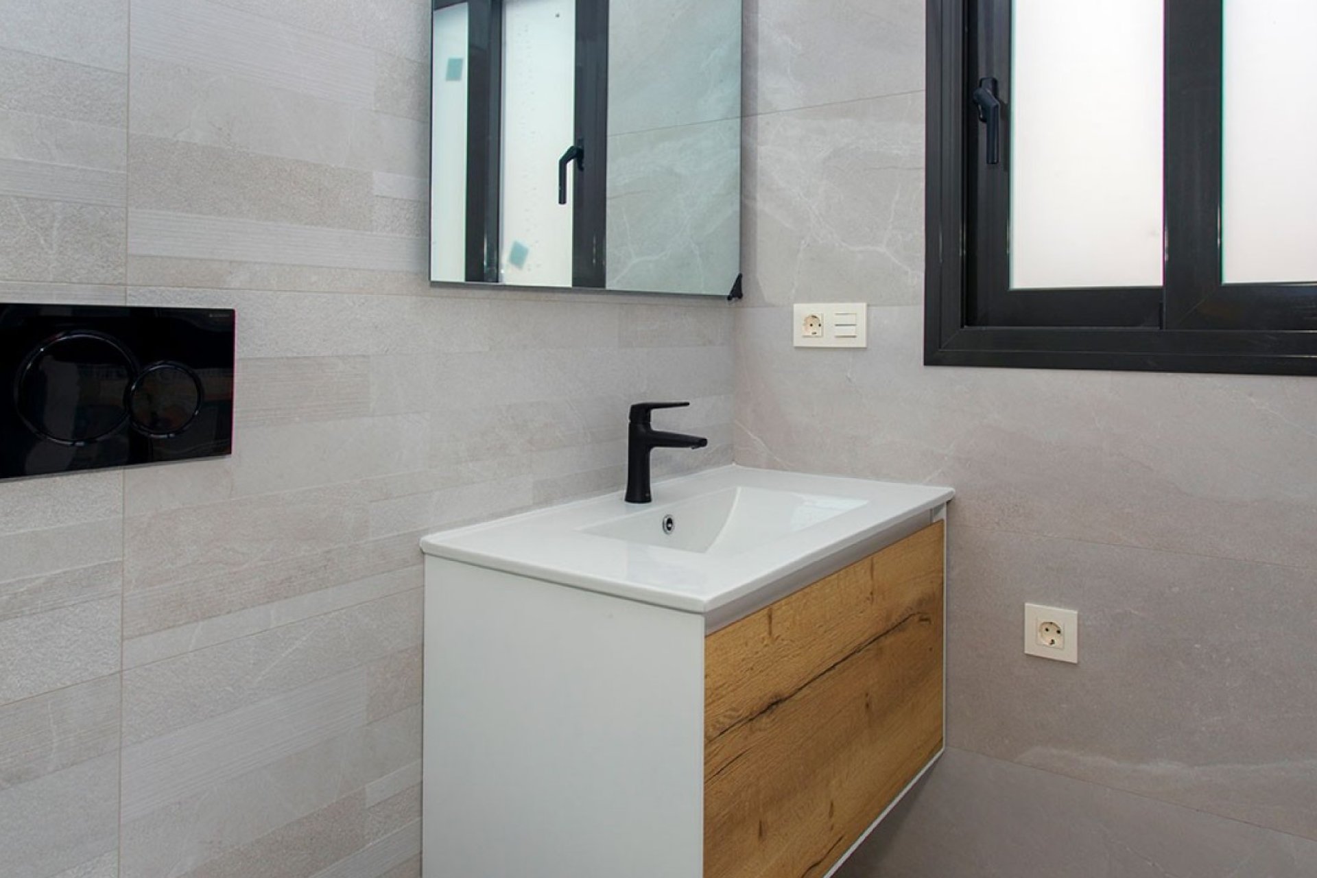 Herverkoop - Apartment - Torrevieja - Playa del Cura