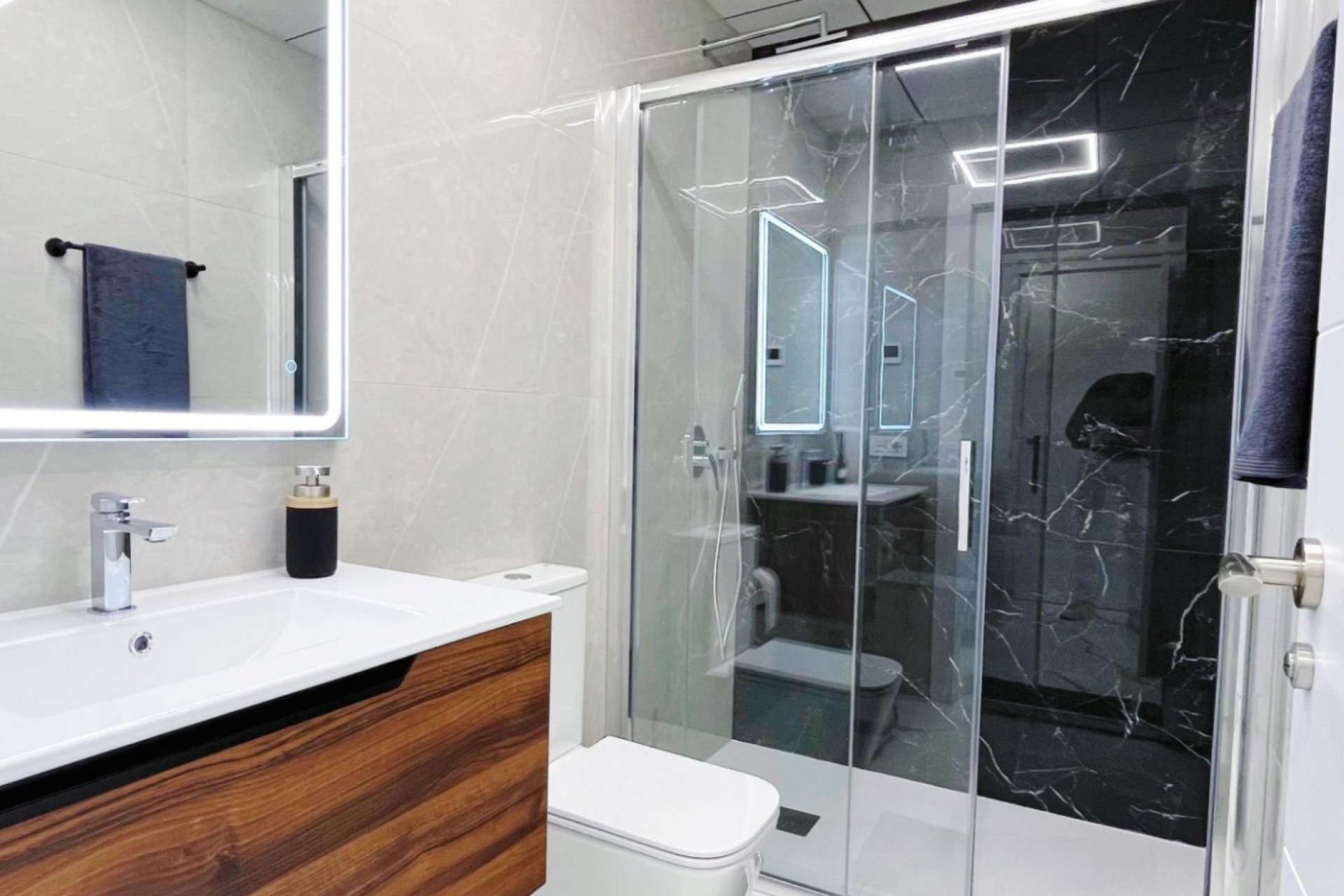 Herverkoop - Apartment - Torrevieja - Playa del Cura