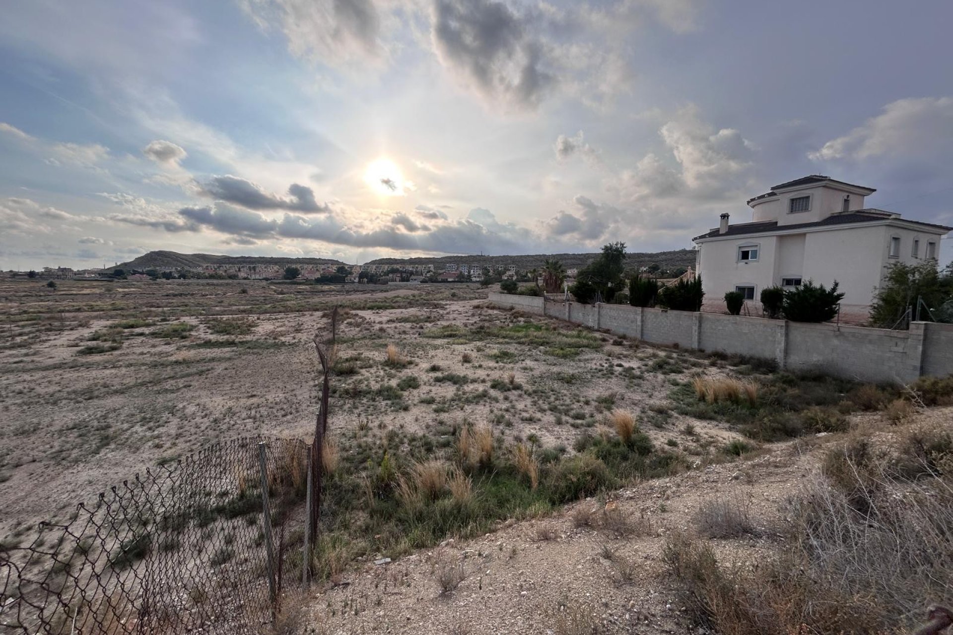 Herverkoop - Building Plot - Alicante - mutxamel