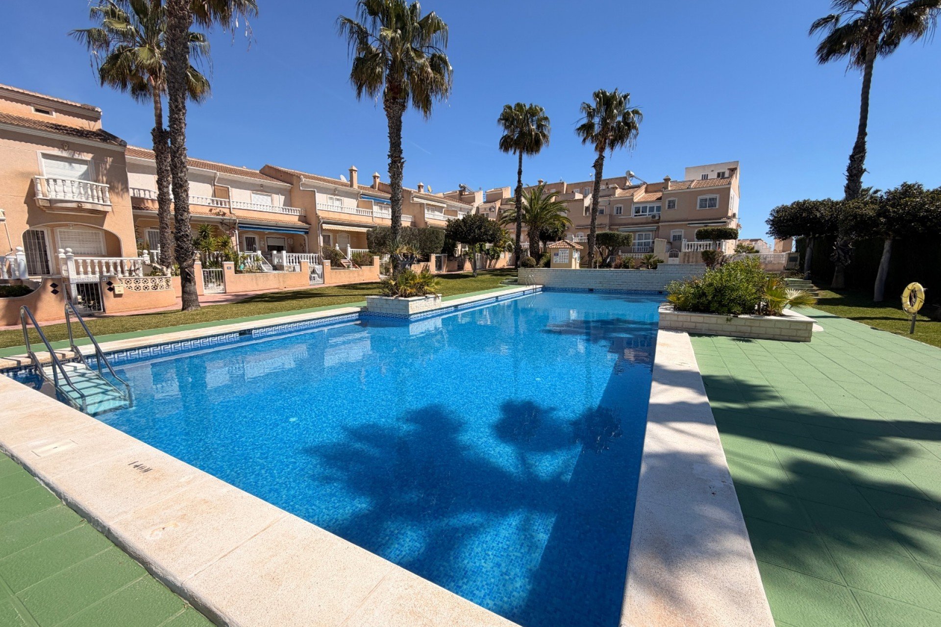 Herverkoop - Chalet - Dona Pepa