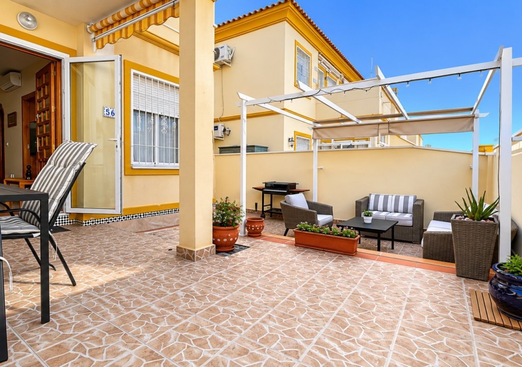Herverkoop - Chalet - Orihuela Costa - Playa Flamenca