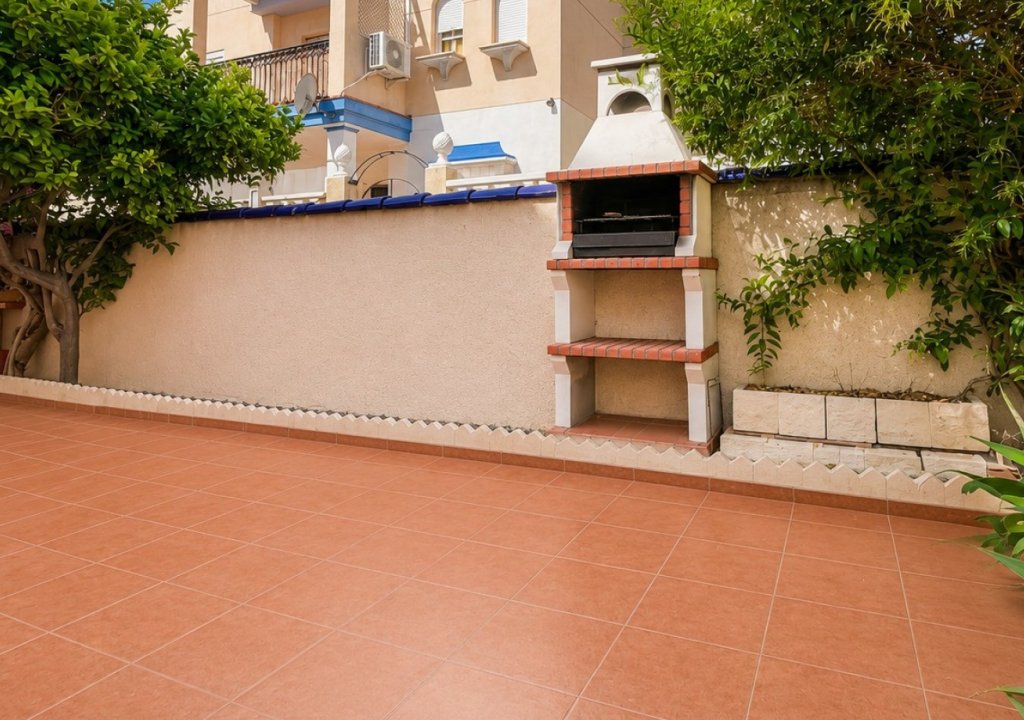 Herverkoop - Chalet - Orihuela Costa - Playa Flamenca