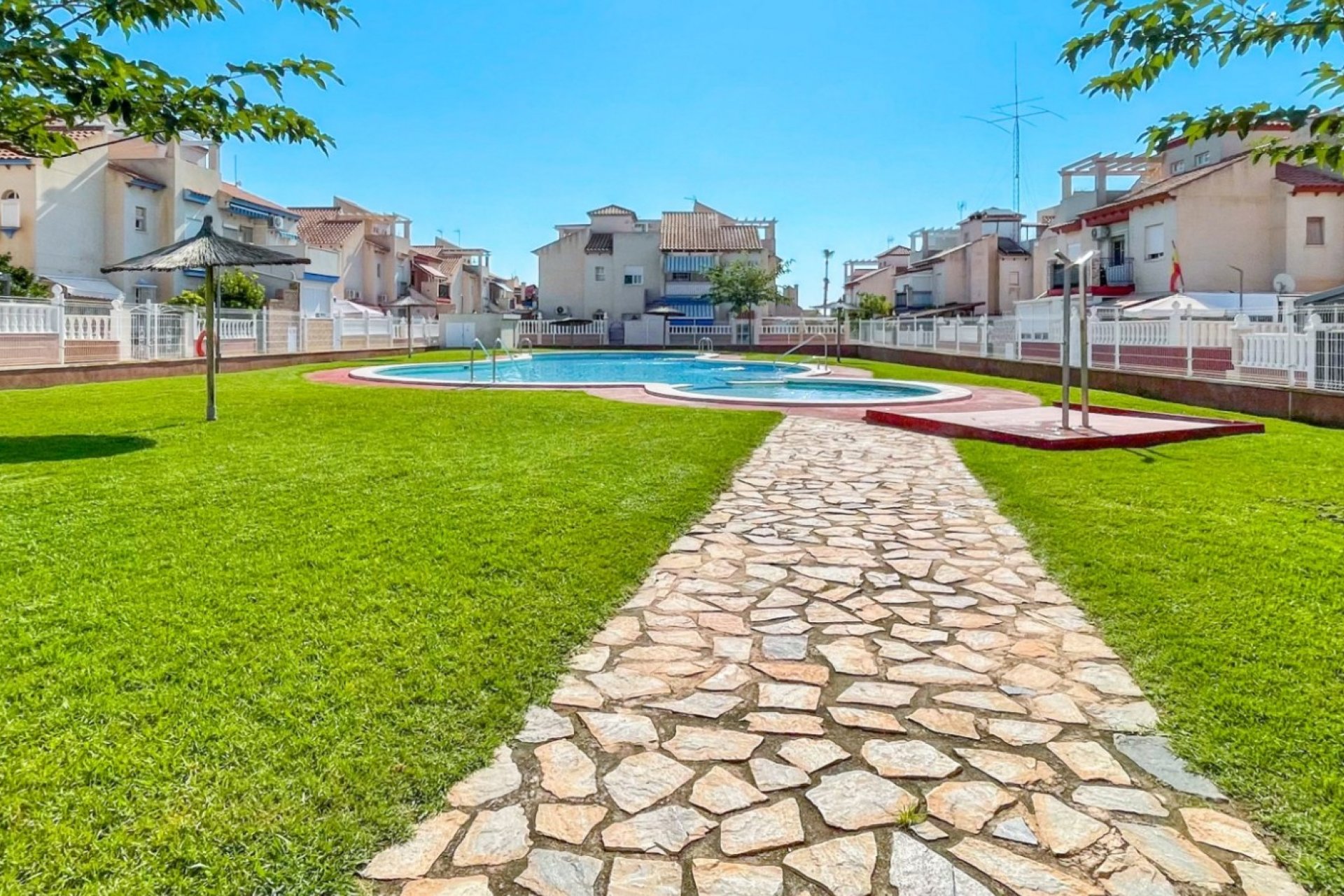 Herverkoop - Chalet - Orihuela Costa - Playa Flamenca
