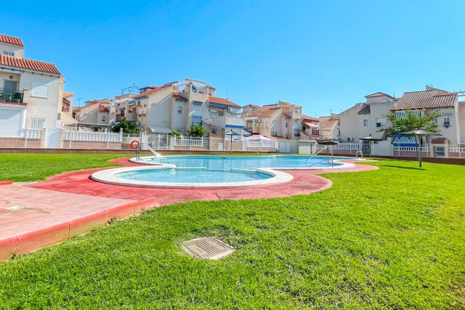 Herverkoop - Chalet - Orihuela Costa - Playa Flamenca