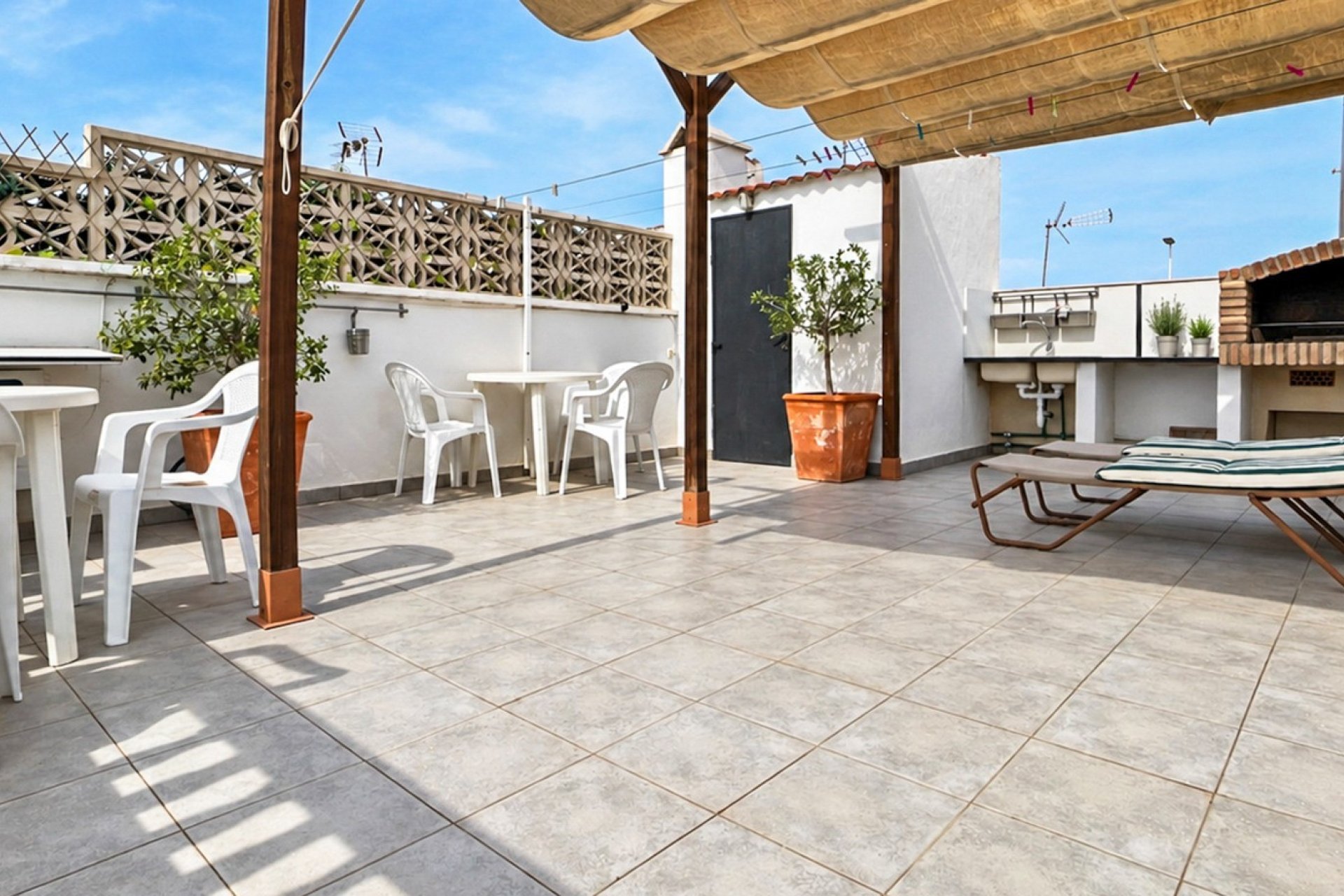 Herverkoop - Chalet - Torrevieja - La Siesta - El Salado -  Torreta