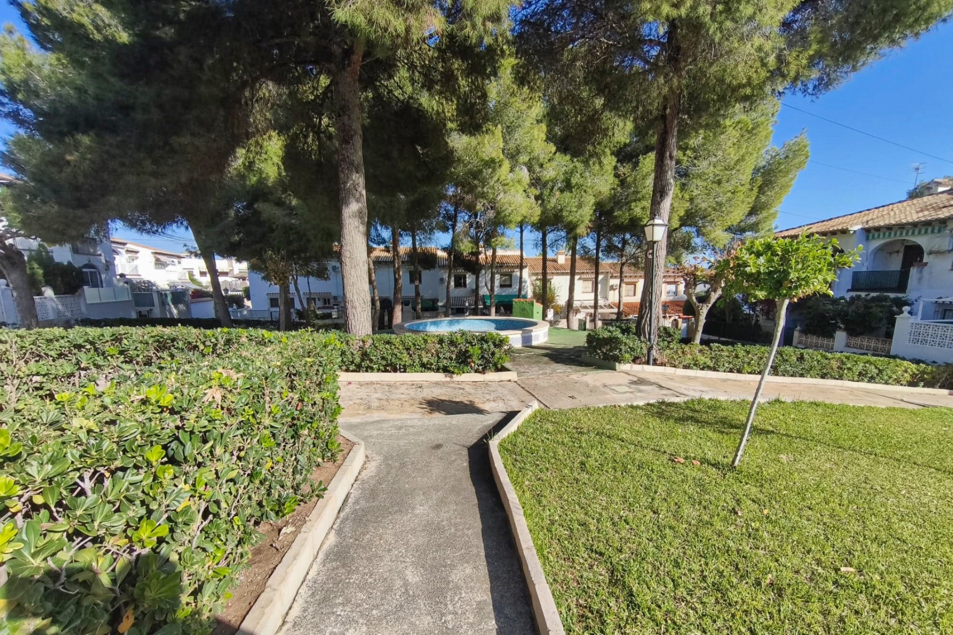 Herverkoop - Chalet - Torrevieja - Lago jardin