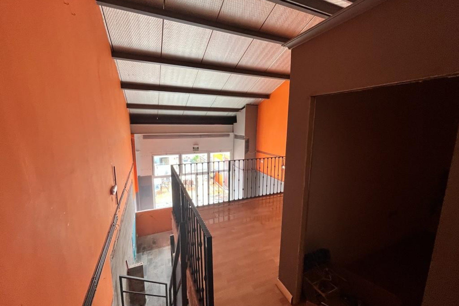 Herverkoop - Commercial - Algorfa - La Finca Golf Resort