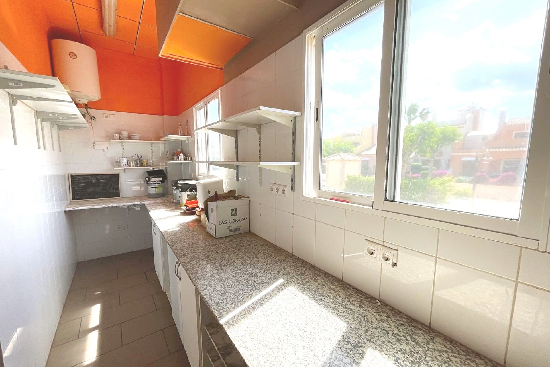 Herverkoop - Commercial - Algorfa - La Finca Golf