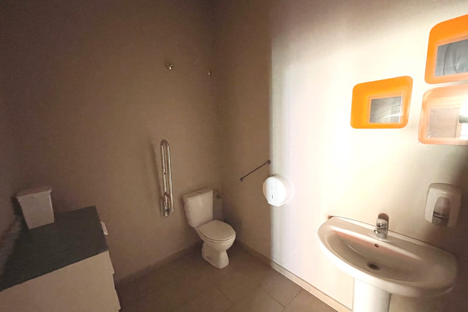 Herverkoop - Commercial - Algorfa - La Finca Golf