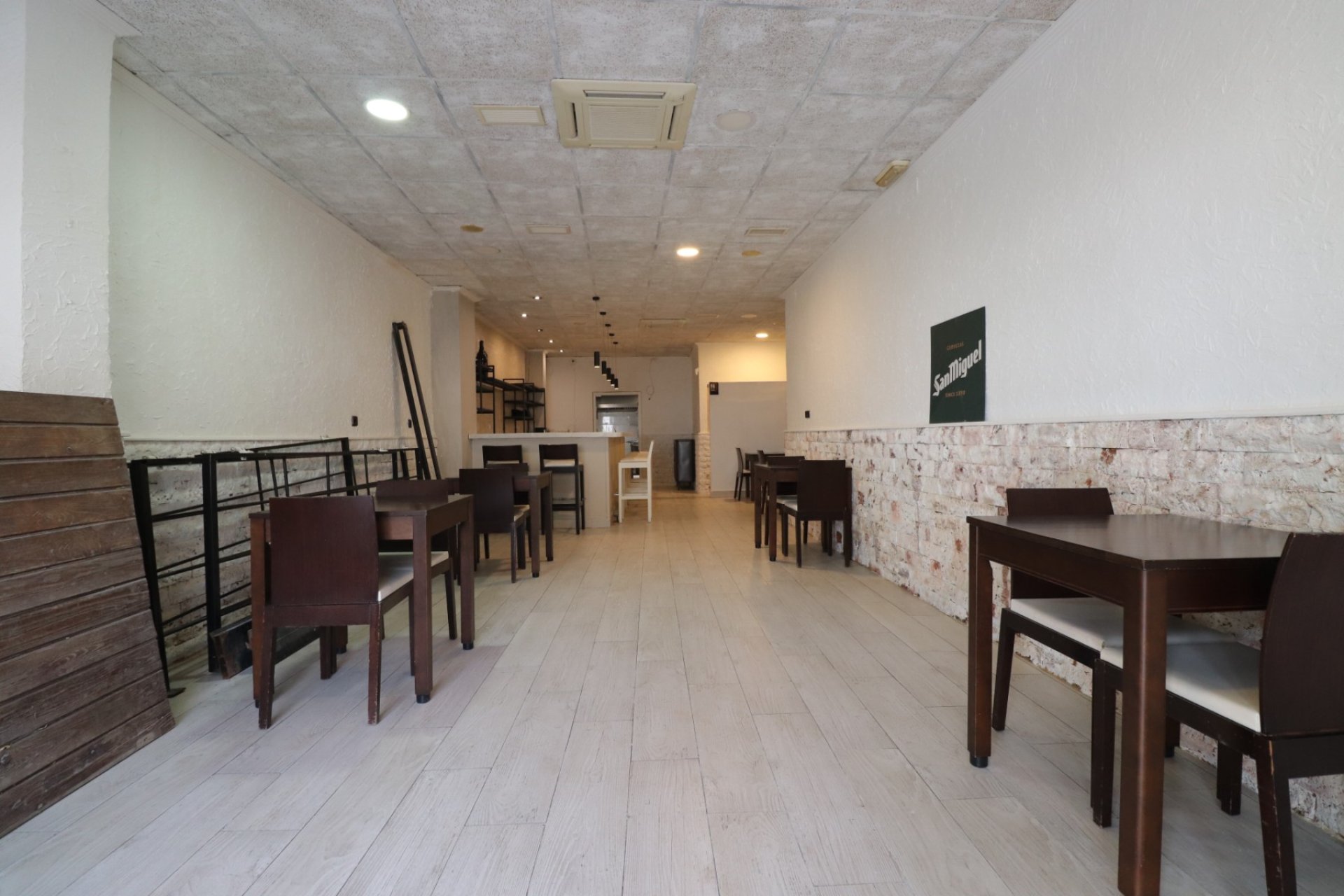 Herverkoop - Commercial - Benijofar - Benijofar - Village
