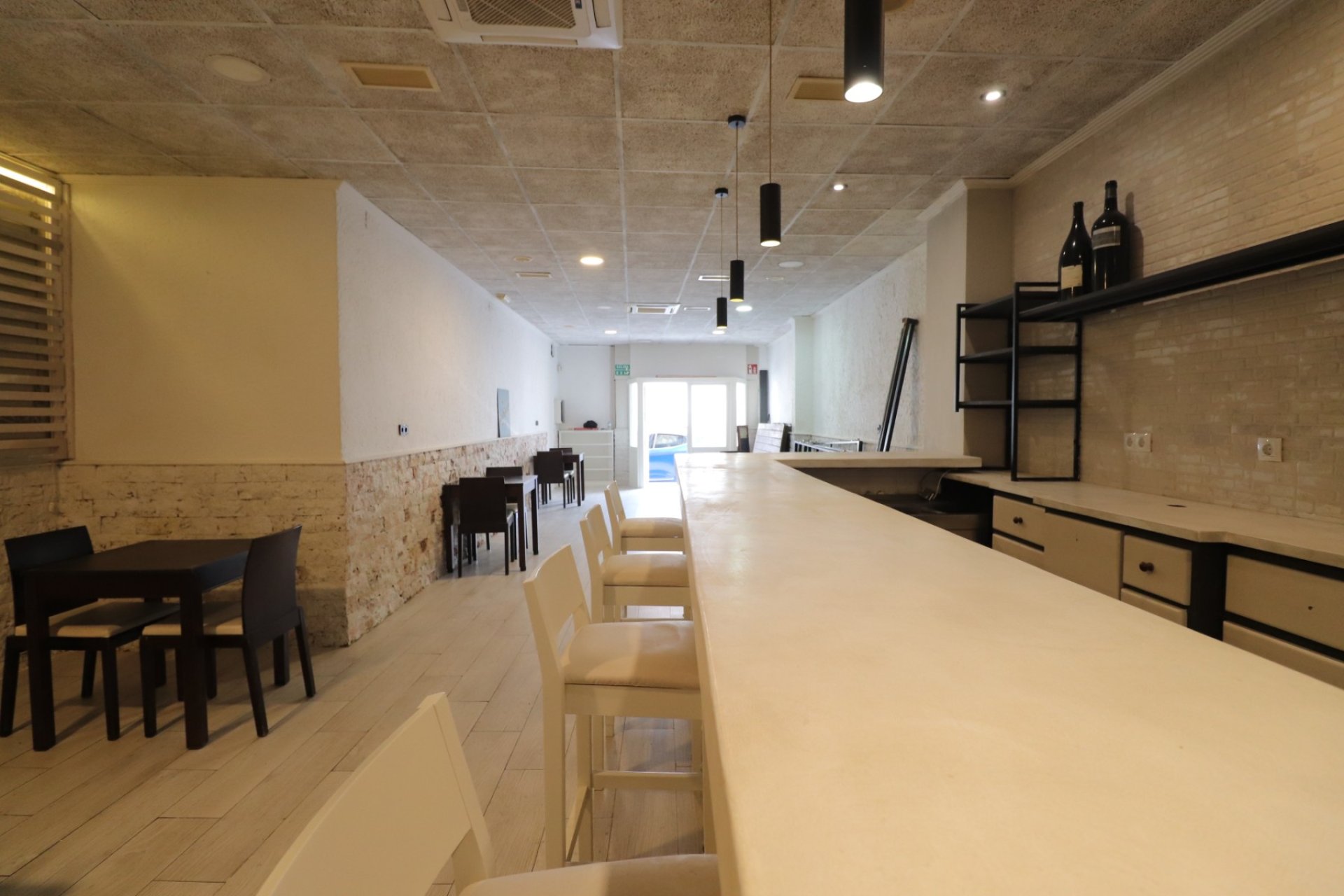 Herverkoop - Commercial - Benijofar - Benijofar - Village