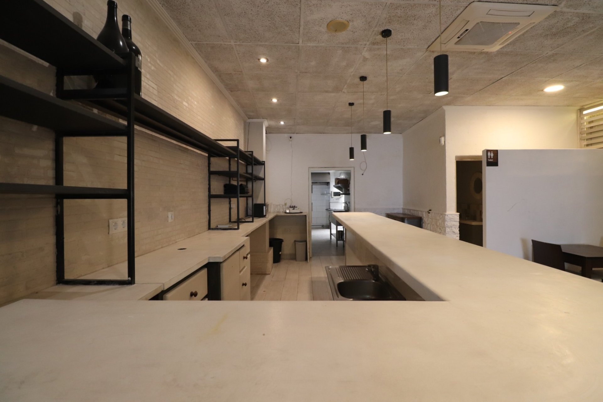 Herverkoop - Commercial - Benijofar - Benijofar - Village