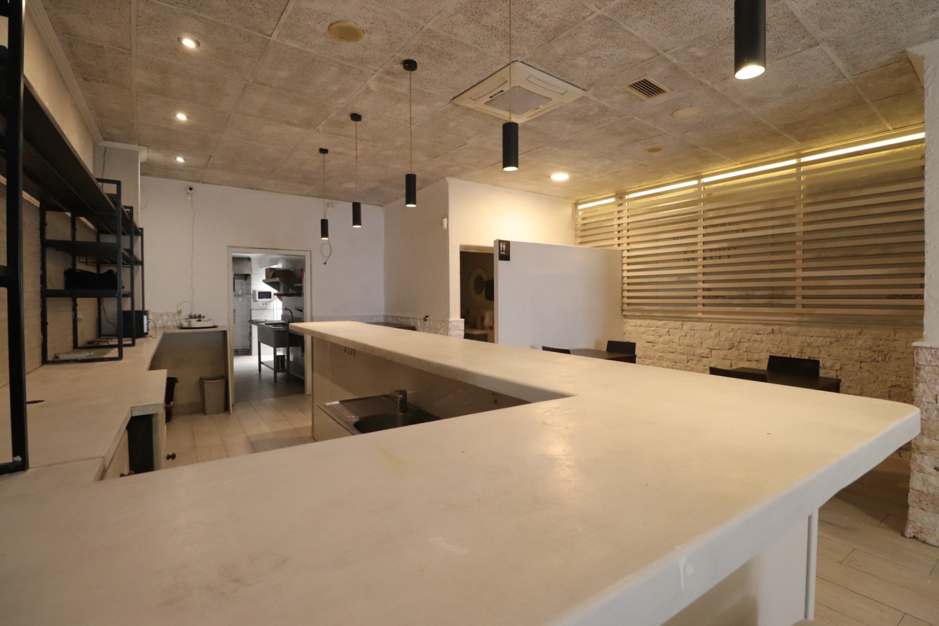 Herverkoop - Commercial - Benijofar - Benijofar - Village