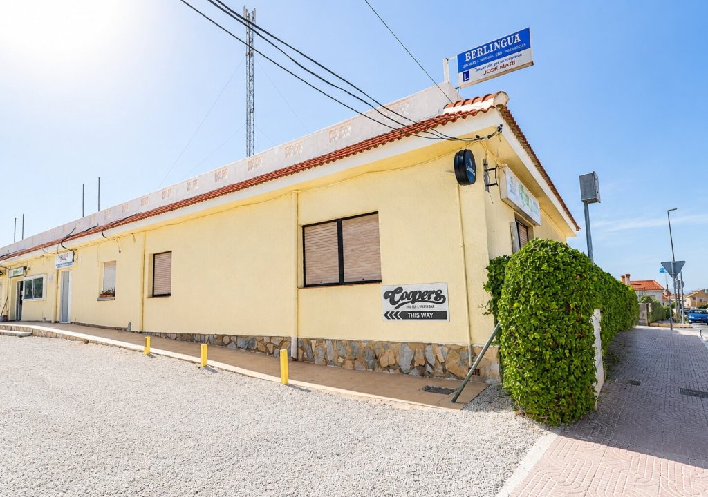 Herverkoop - Commercial - Ciudad Quesada - Doña Pepa
