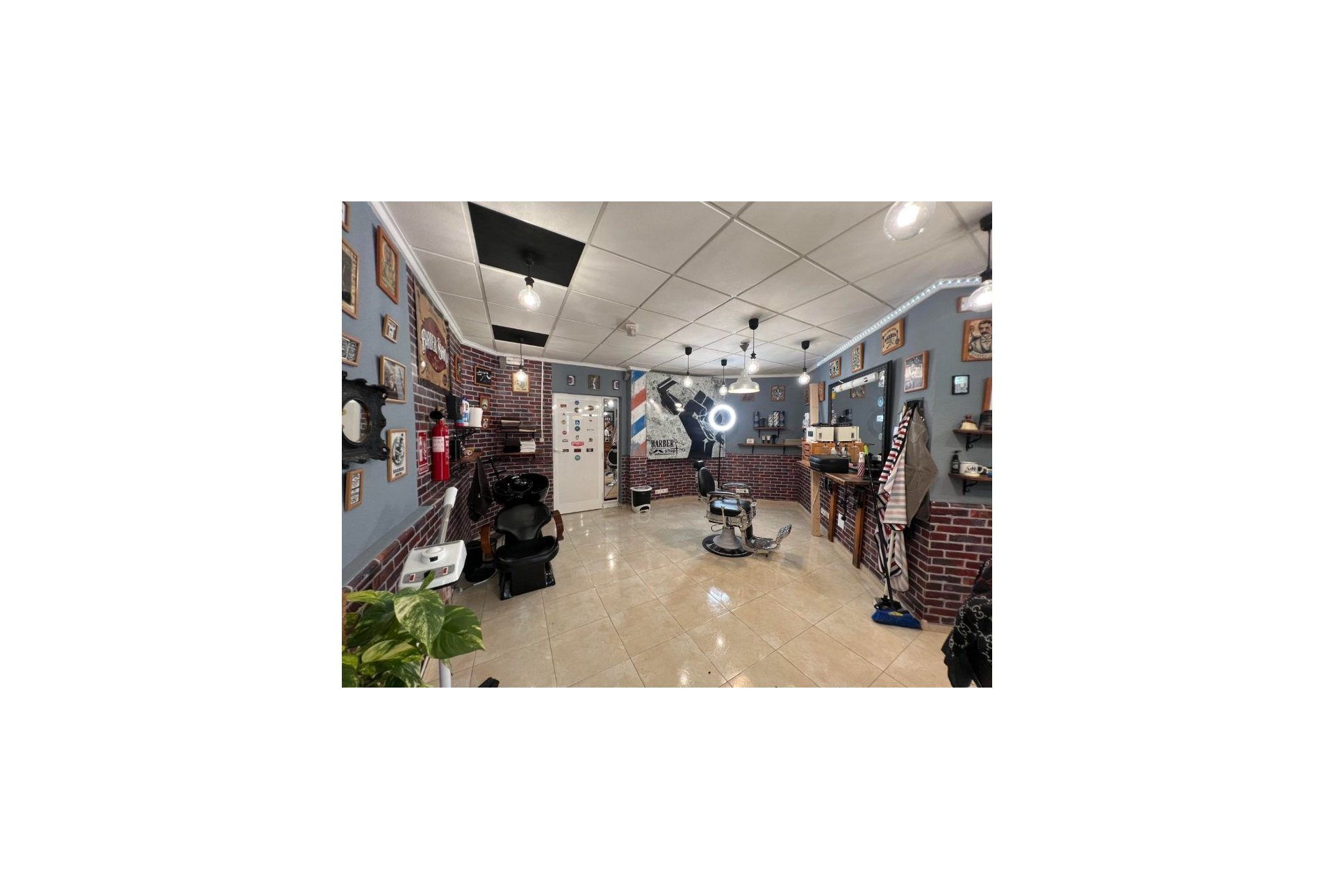 Herverkoop - Commercial - Guardamar del Segura - Guardamar