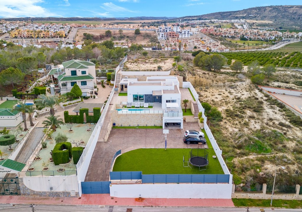 Herverkoop - Detached House / Villa - Algorfa - Lomas De La Juliana
