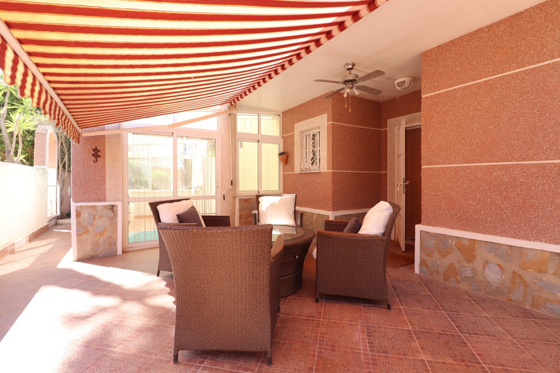 Herverkoop - Detached House / Villa - Algorfa - Lomas de La Juliana