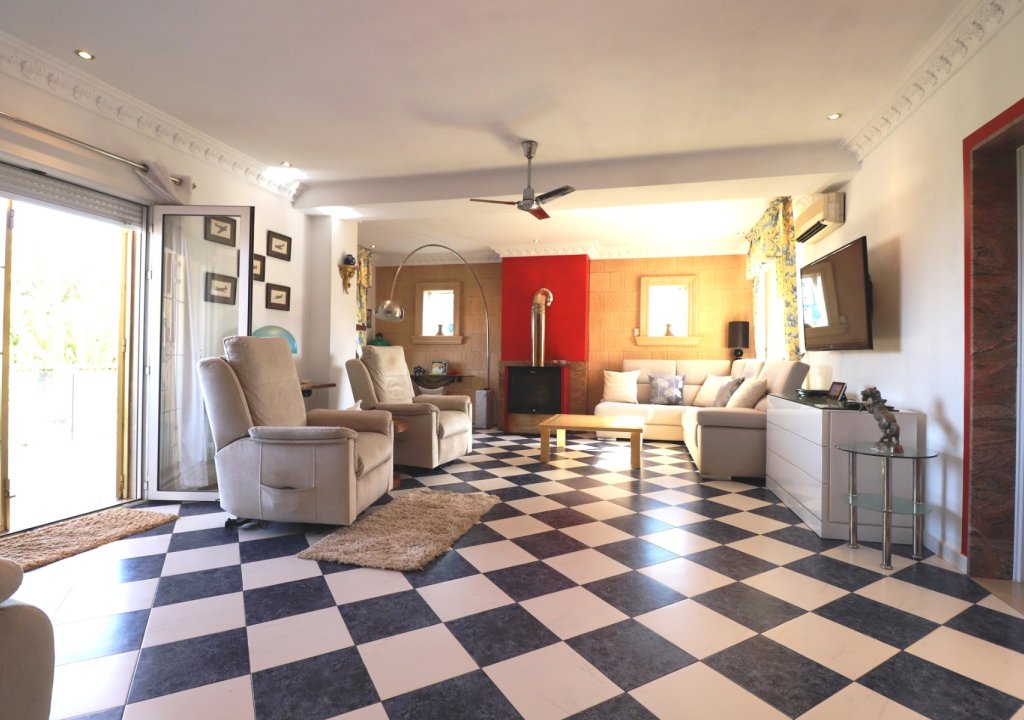 Herverkoop - Detached House / Villa - Algorfa - Lomas de La Juliana