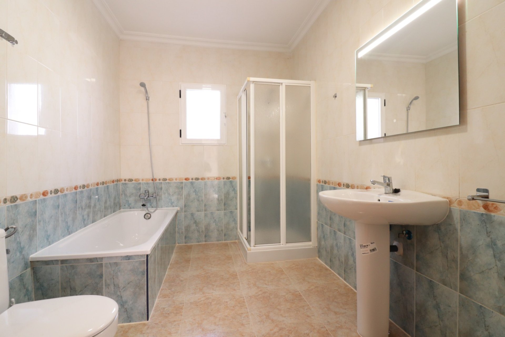 Herverkoop - Detached House / Villa - Algorfa - Montemar